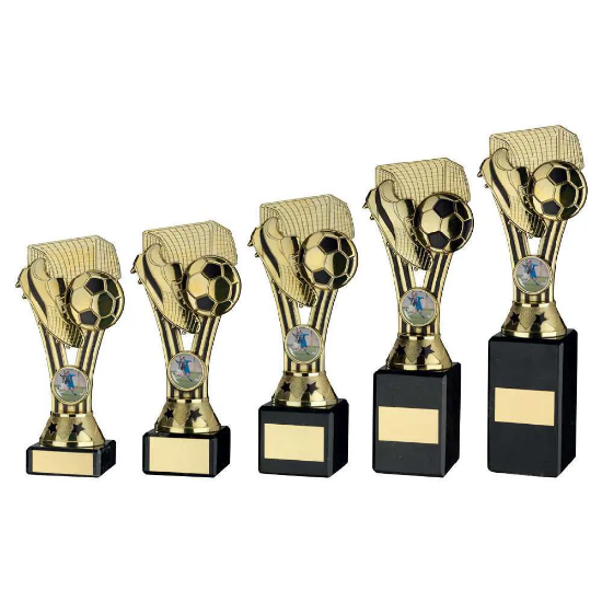 GOLD/BLACK PLASTIC WEMBLEY FIGURE ON BLACK MARBLE TROPHY (1in CEN)