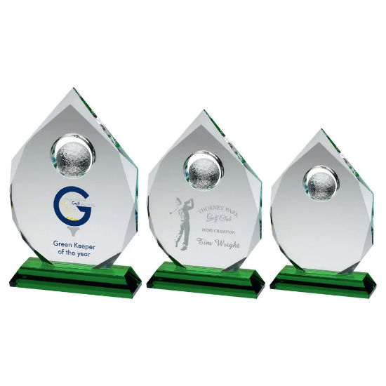 CLEAR GLASS DIAMOND WITH GOLF BALL ON GREEN BASE (15mm THICK)