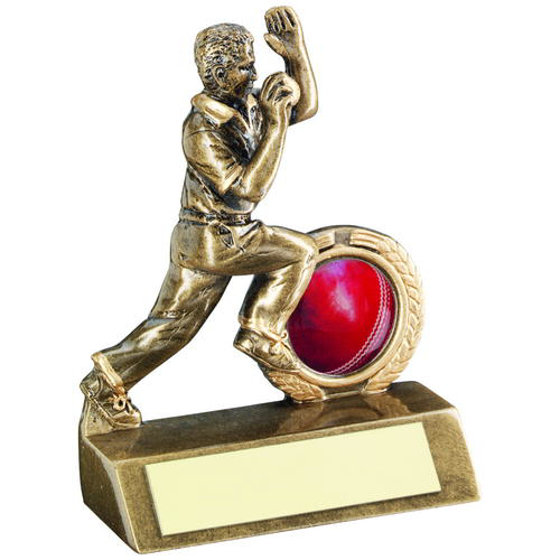 Brz/gold Mini Cricket Bowler Trophy - (1in Centre) 3.75in (95mm)