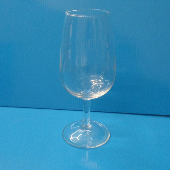 Small plain wine glass/wine taster glass height 150mm